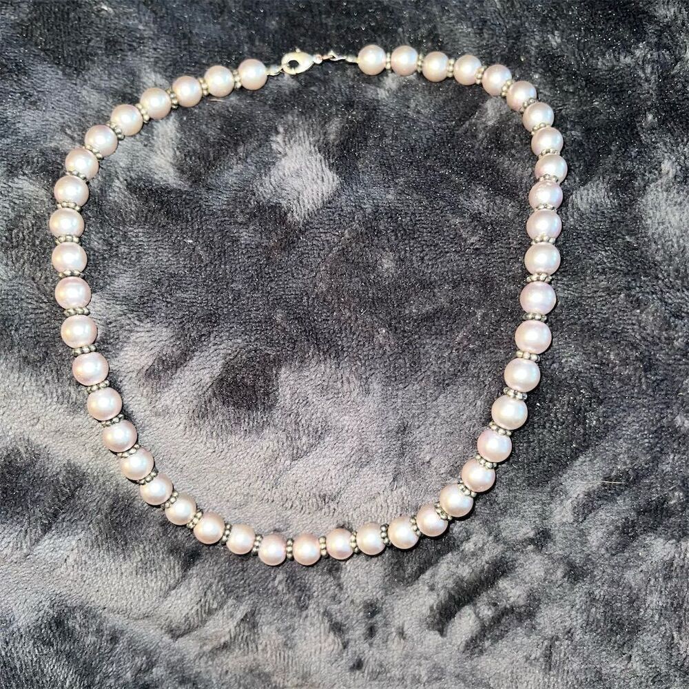 Elegant Pearl Necklace 18"